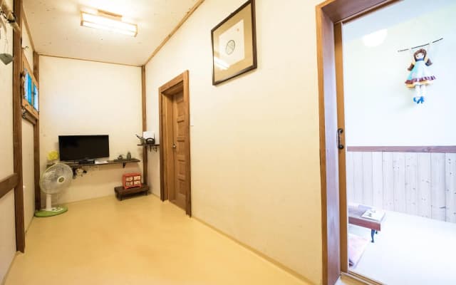 Jeonju Blue Cradle Hanok Pension