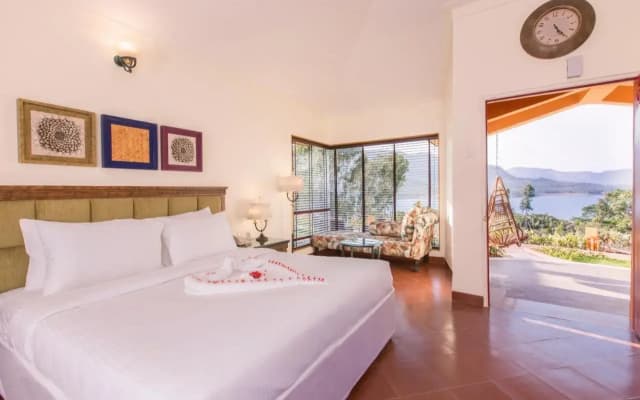 Residency Lake Resort And Spa