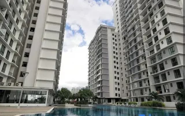 Platino Paradigm Mall Homestay ByStay