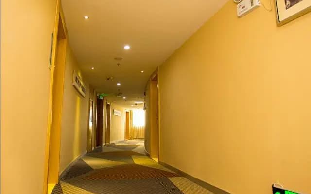 City Comfort Inn Huanggang Macheng City Macheng Square