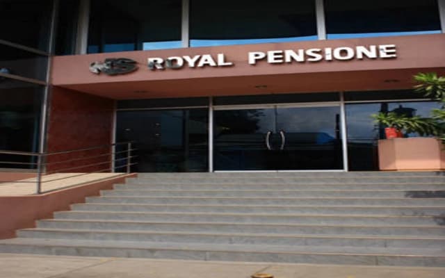 NS Royal Hotel