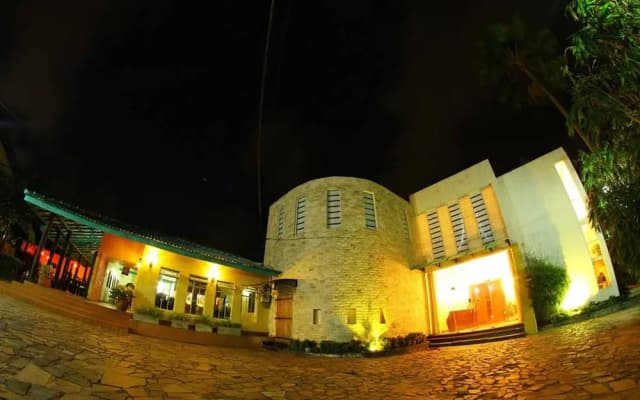 Sanoreech Hotel