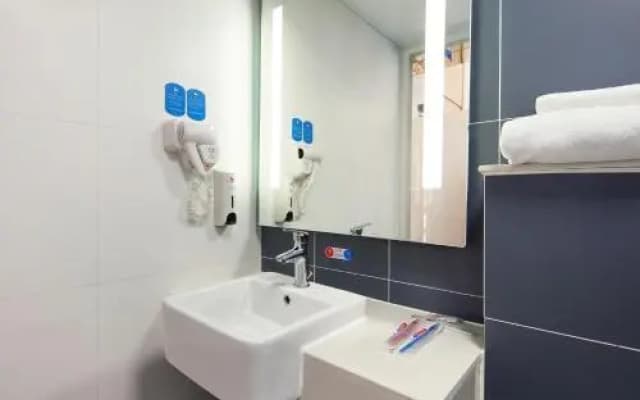 Hanting Hotel Xining High-tech Zone Tuanjie Bridge
