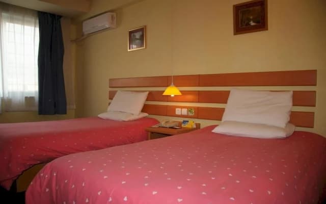 Qingdao Home Inn - Xianggang East Road