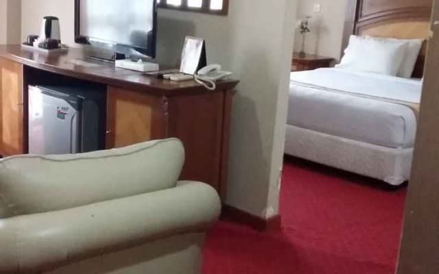 Hotel Bukit Serelo