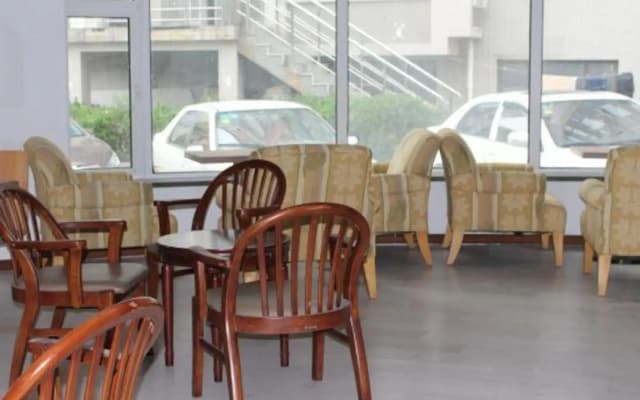 Yikang Sakura Inn