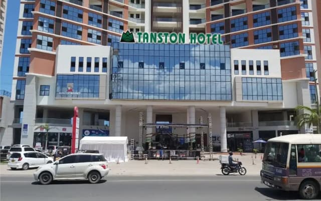 Tanston Hotel