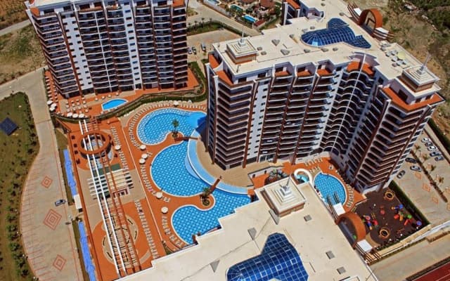 Azura Park Residence
