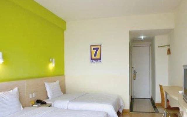 7 Days Inn Jinan Li Shan Road Branch
