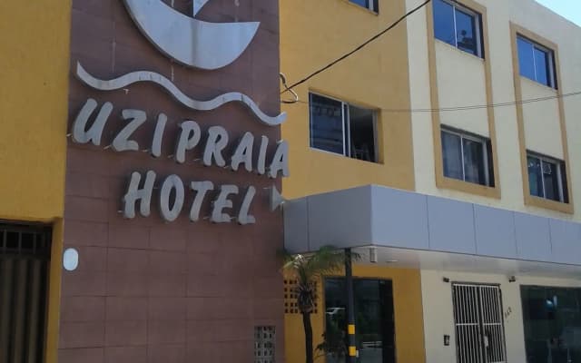 Hotel Uzi Praia