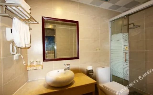 Dongyuan  Business Hotel
