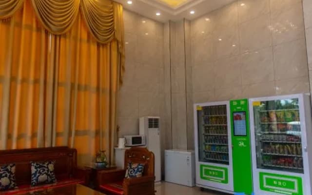 Yunshan Holiday Hotel