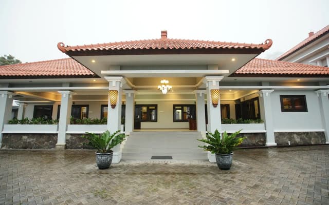 Avila Ketapan Rame Hotel