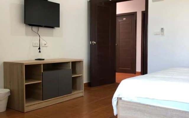 Rabbit Hotel