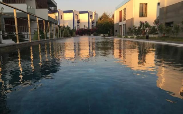 Ala Grand Residence