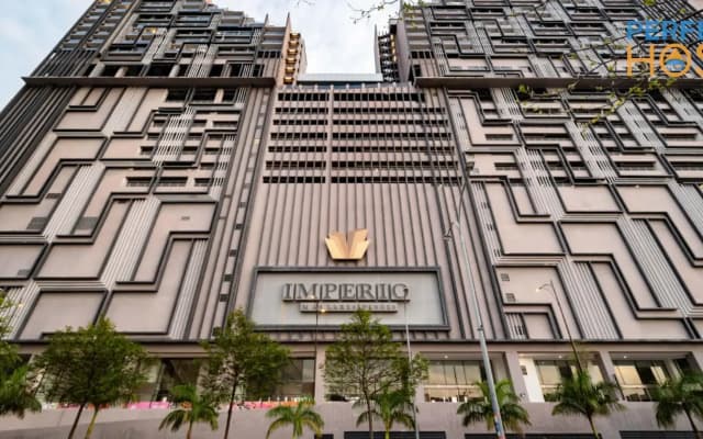 Imperio Residence Seafront by Perfect Host
