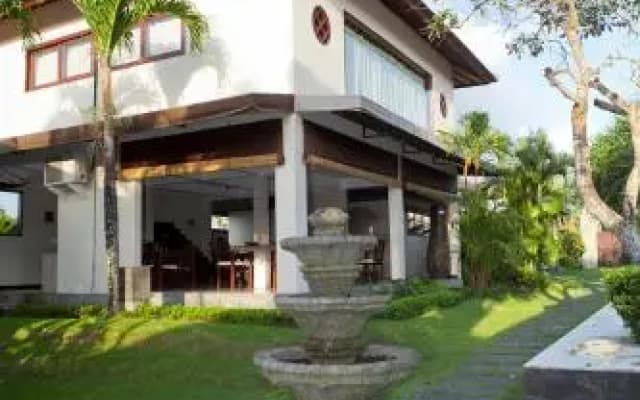 Villa Rumah Wayan