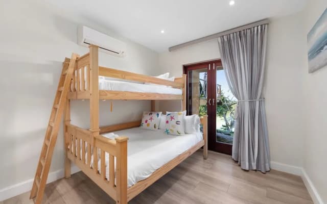 San Lameer Villa Rentals 14110