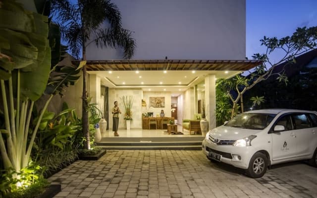 Sandi Agung Villa Bidadari