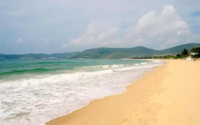 Jin Binlang Hotel (Sanya Yalong Bay Scenic Area)
