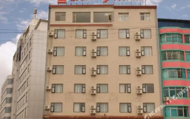 Yinxin Hotel (Dali high speed railway station store)