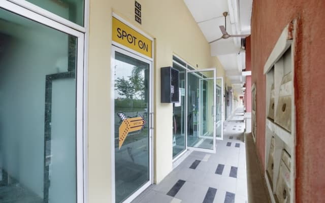 Sohotel by OYO Rooms
