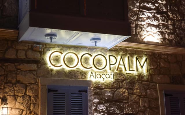 Palm Alaçatı Boutique Hotel