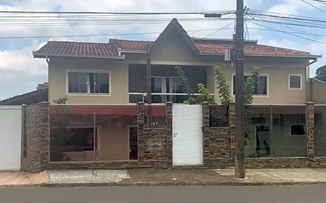 Hostel come home
