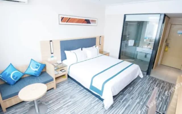 City Comfort Hotel (Zhenjiang Dashikou Suning Plaza Store)