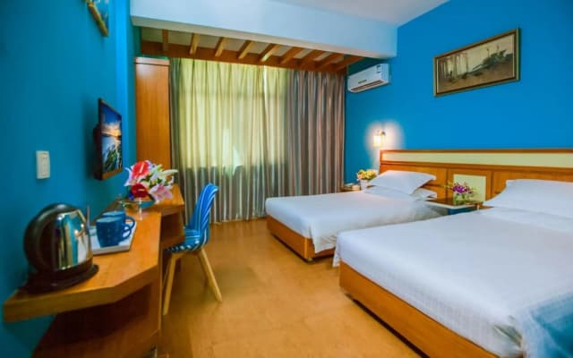 Sanya Tropical Island Hotel