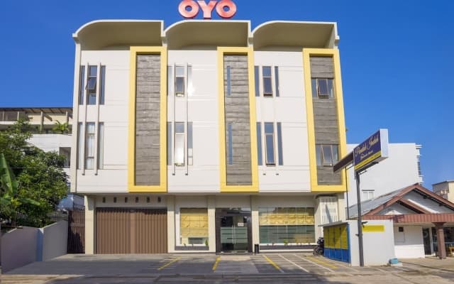 OYO 1761 彭多克英达鲁玛科斯酒店(OYO 1761 Pondok Indah Rumah Kost)