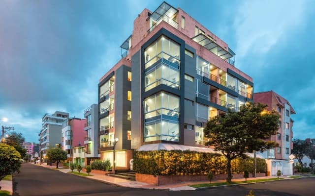 Apartamentos Regency La Feria