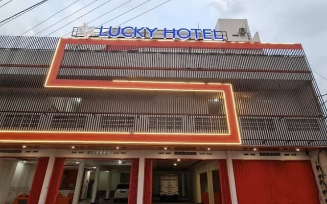 Lucky Hotel Purwodadi