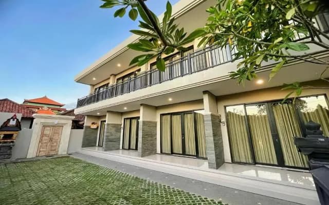 Sekar Tunjung Guest House Seminyak Bali