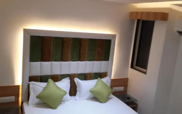 Hotel Zenith Surat