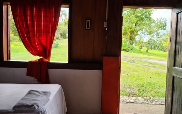 Los Gallitos Eco Lodge