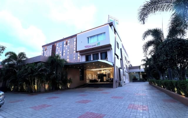 Topline Foods Resort