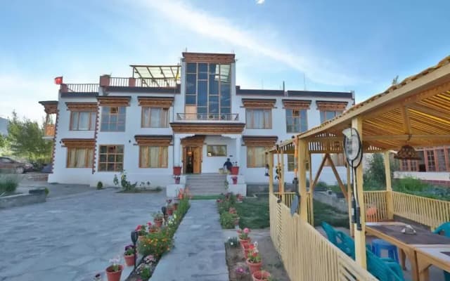 Kangseng House