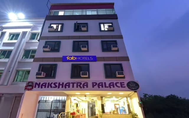 Fabhotel Nakshatra Palace