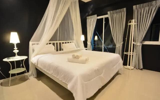 Day Ii Hotel By Zuzu