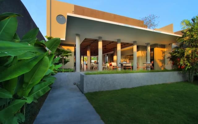 Abia Villa