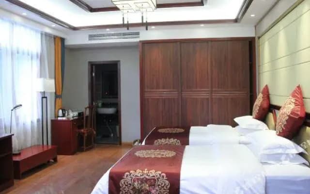 Bachu Lin'Ga Folk Culture Hotel