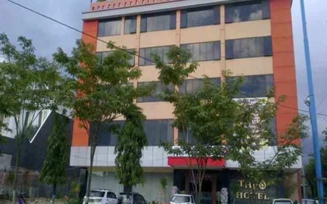THE Hotel