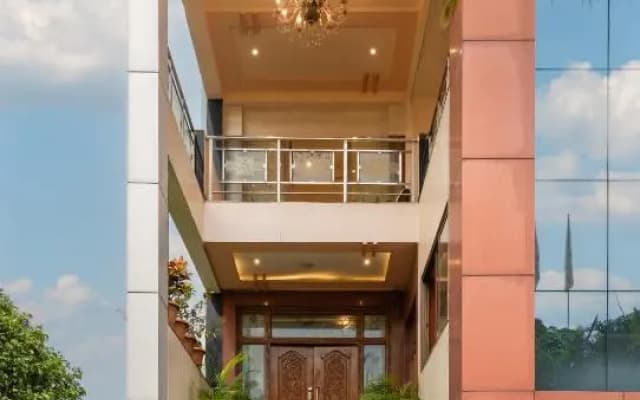 Hotel Manju Palace