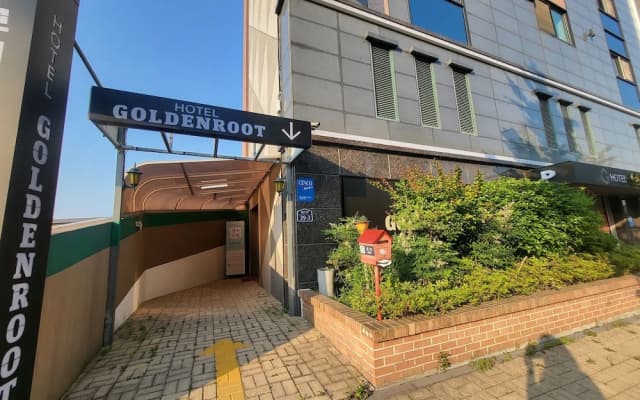 GoldenRoot Hotel in Gimhae