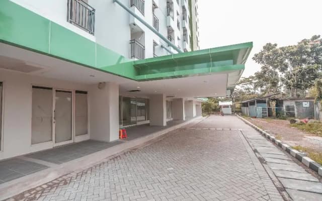 Green Lake View Ciputat by OYO Rooms