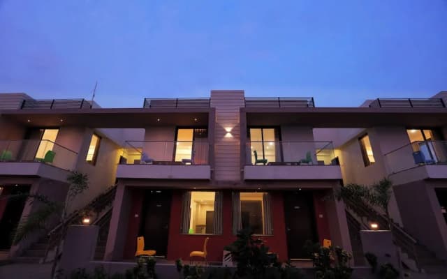 Leena Resort