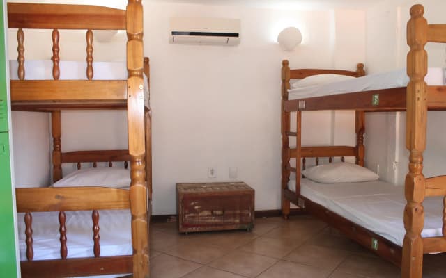 Bamboo Búzios Hostel