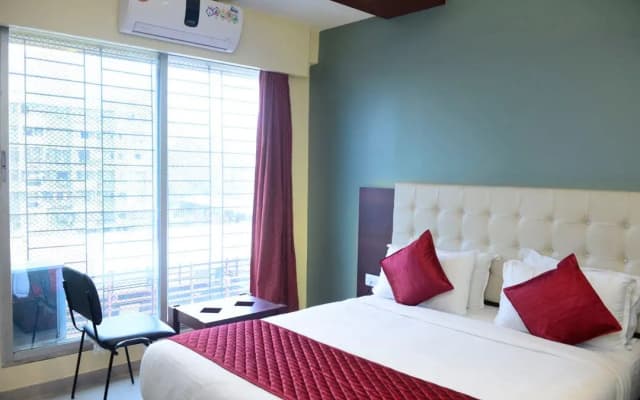 Hotel Malad Inn