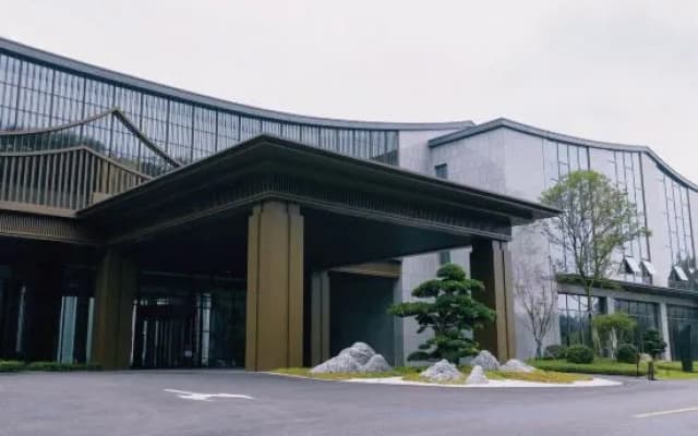 Hongzhushan Hotel